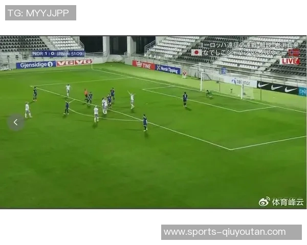 日本队迅速追平比分小川航基远射助攻巴拉圭门将失误入网